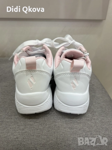 Детски маратонки Skechers , снимка 7 - Детски маратонки - 55338666