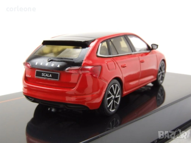 Skoda Scala 2019 - мащаб 1:43 на ixo models моделът е нов в PVC дисплей-кейс, снимка 3 - Колекции - 54971463