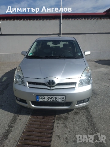 продавам Toyota Corolla Verso 