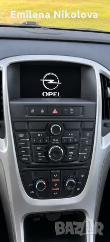Опел Астра J 1,7CDTI, снимка 9 - Автомобили и джипове - 55435811