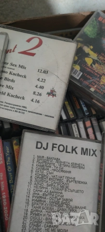 dj retro cd muzika 350бр.македонско..бг.латино.диско.балади.рок.черно.сръбско.гръцко, снимка 16 - CD дискове - 54159813