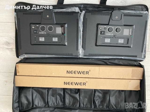 Комплект LED осветление NEEWER - два двуцветни панела + стативи, дистанционно и др., чисто нови, снимка 2 - Светкавици, студийно осветление - 54815476