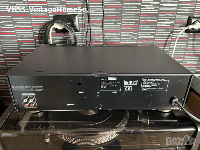 Триглав касетен дек SONY TC-K561S, снимка 8 - Декове - 55178475