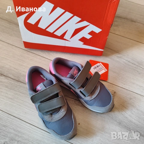 Нови маратонки на Nike, снимка 5 - Детски маратонки - 54706114