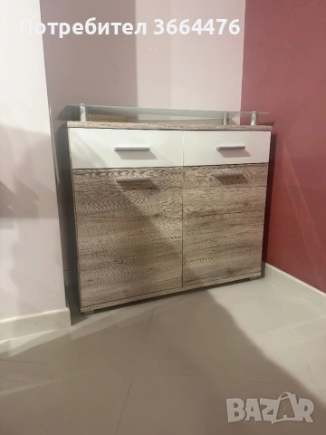 Шкаф с регали и чекмеджета