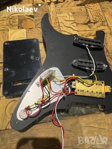 Pre-Wired Strat Pickguard , снимка 11 - Китари - 55259166