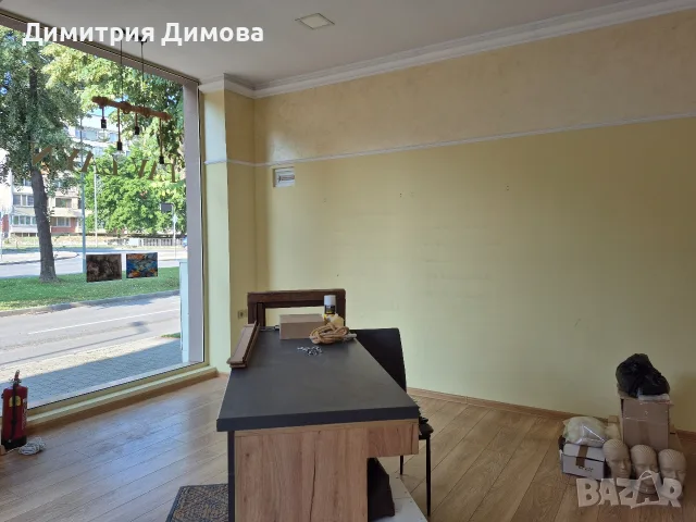 търговско помещение под наем в Ямбол , снимка 13 - Магазини - 55241594