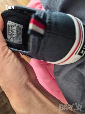 Tommy hilfiger детски кецове гумени оригинални , снимка 4 - Детски маратонки - 54988588