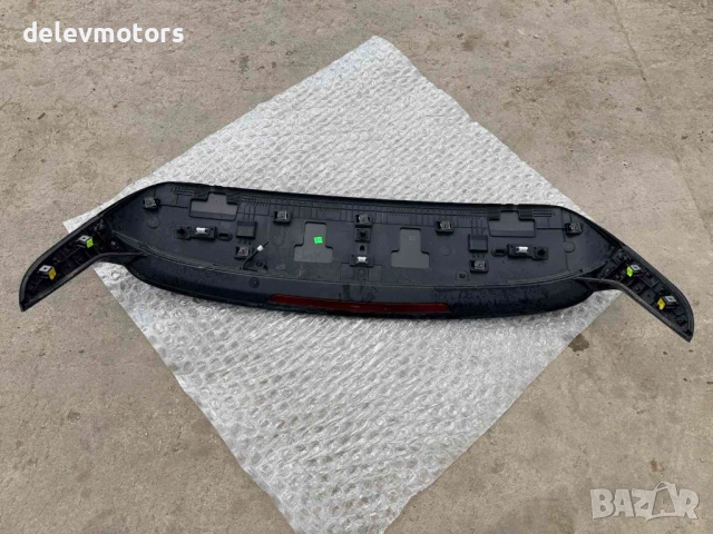 960308073R спойлер за пета врата багажник от Renault Captur 2 HFMF, 1.3TCe, Двигател H5H470, снимка 8 - Части - 54334918