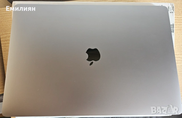 Macbook Pro 16  SixCore Core i7, 16GB Ram, 512Gb SSD, 4Gb Ati Video,  Mac Os 26, Win 11, снимка 4 - Лаптопи за дома - 54083367