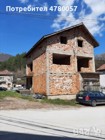 Продава се къща 292 кв.м. в с.Згориград , снимка 14 - Къщи - 54004367