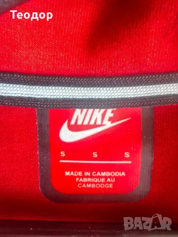 Горнище Nike Tech Fleece(S) , снимка 2 - Спортни дрехи, екипи - 55322923