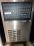 Продавам професионален италиански ледогенератор BREMA CB246W, снимка 1