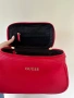 Козметичен несесер Guess, снимка 3