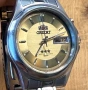 Автоматичен часовник Orient "3 Stars" Gold Dial, снимка 1