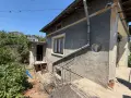 Къща с двор с. Мухово, снимка 7