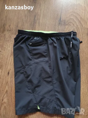 Nike - страхотни мъжки панталони M , снимка 8 - Спортни дрехи, екипи - 55381552