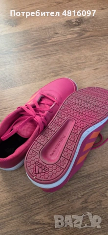 Маратонки Adidas, снимка 2 - Маратонки - 54400993