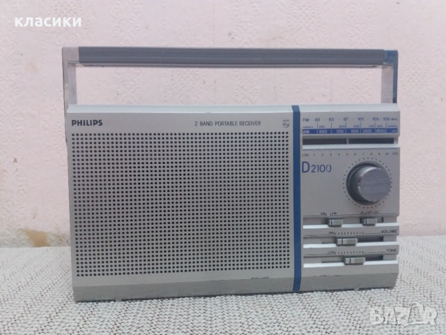 Радио PHILIPS D 2100.