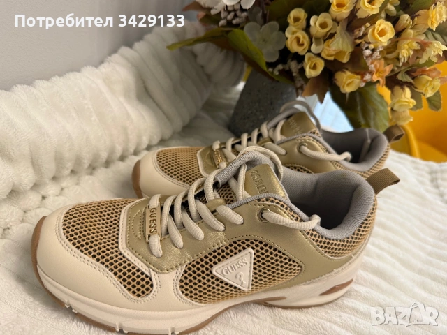 4. Маратонки Guess - 37номер - 15€, снимка 3 - Маратонки - 54338819