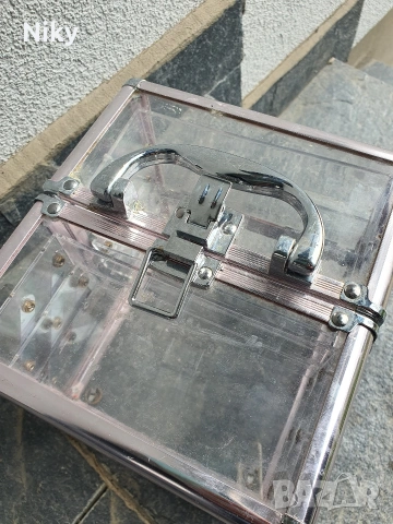 Професионален куфар за козметика , снимка 8 - Куфари - 54192477