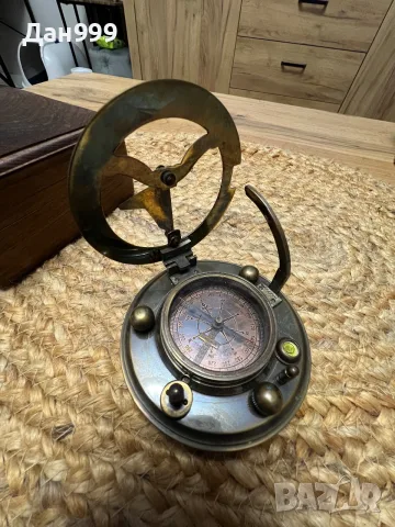 Компас със слънчев часовник Gilbert & Sons, снимка 6 - Морски сувенири - 55356436
