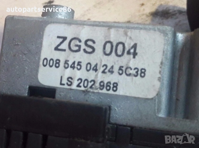 Лостов превключвател за моторна спирачка за Mercedes Atego (2001) 0085450424 5C38, снимка 3 - Части - 55147567