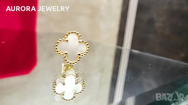 Van Cleef & Arpels VCA Gold Mother of Pearl Sweet Alhambra Дамски Обеци, снимка 6 - Обеци - 55572133