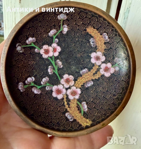 Винтидж клоизоне