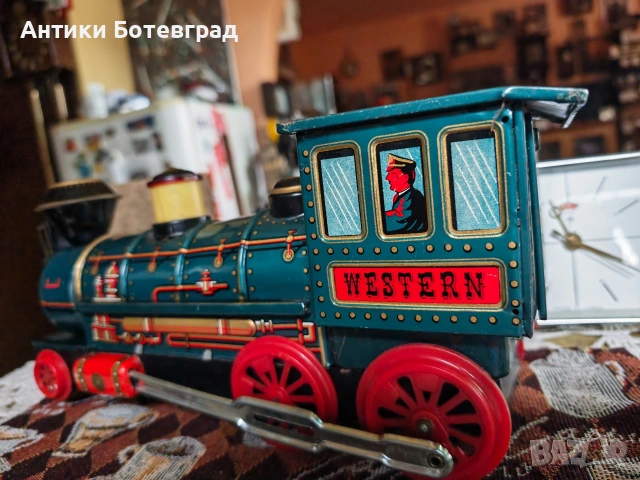 Ламаринена играчка Япония 1960г, снимка 3 - Коли, камиони, мотори, писти - 55166195