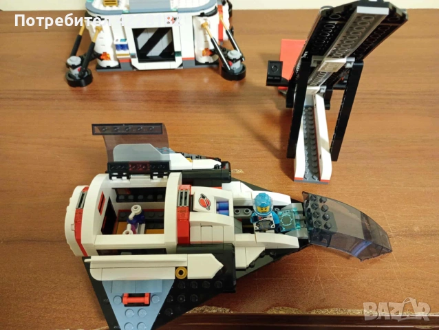LEGO City Space Base and Rocket Launchpad, снимка 14 - Конструктори - 54560520