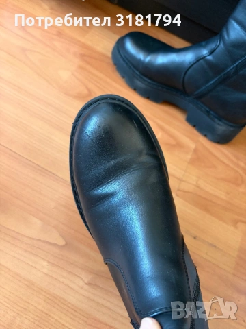 Черни боти с верига 39, снимка 2 - Дамски боти - 54097085