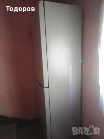 Хладилник Hotpoint , снимка 4 - Хладилници - 54245353