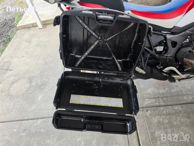 Honda CRF Africa twin 100 GIVI станични куфар и, снимка 5 - Аксесоари и консумативи - 55207231