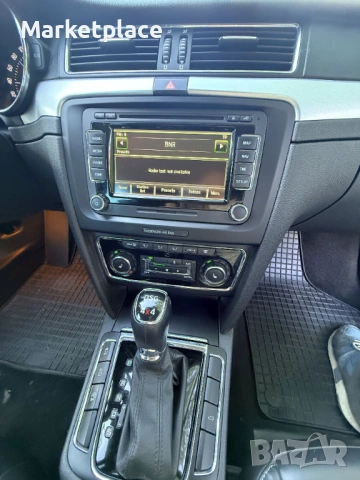 Skoda Superb Combi 4x4 ГАРАЖНА, снимка 12 - Автомобили и джипове - 54179476