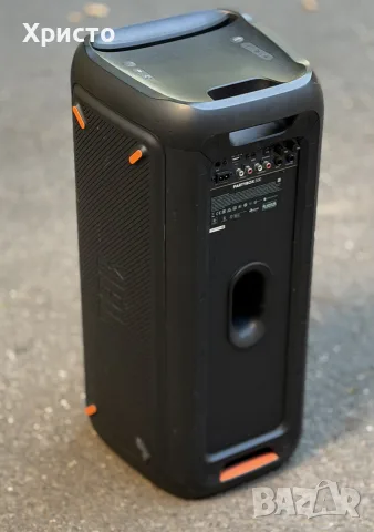 Аудио система JBL Party Box 300, Bass Boost, Bluetooth, USB, True Wireless Stereo, Light shows, снимка 5 - Аудиосистеми - 55516388