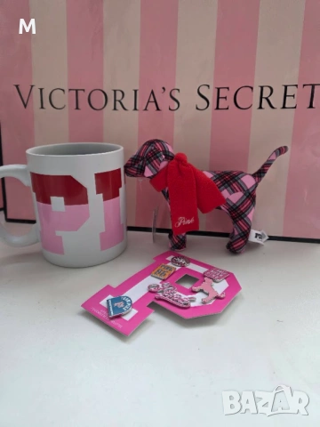 Victoria's Secret оригинални кардхолдъри/портмонета/ несесери/чанти, снимка 12 - Портфейли, портмонета - 54449587