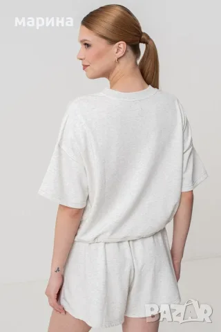 GAP дамска тениска, снимка 2 - Тениски - 54985692