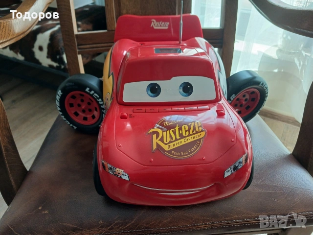 CARS 2, радио със CD Mc Queen много рядък модел компакт диск с радио, снимка 7 - Радиокасетофони, транзистори - 54352675