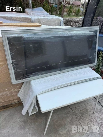 Оригинален прозорец за Knaus&Tabbert (Чисто нов)  (Налични 5 броя)  Размер - 1500х680 см