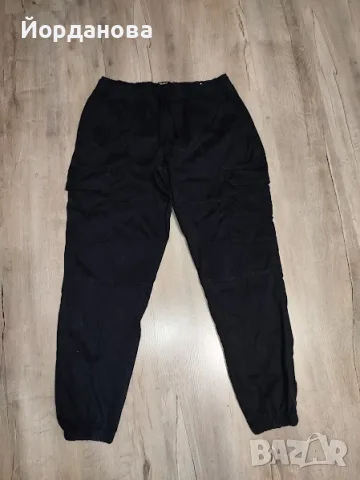 Карго панталон Pull&Bear XL, снимка 4 - Панталони - 55416781