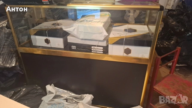 Витрини / щанд маси 