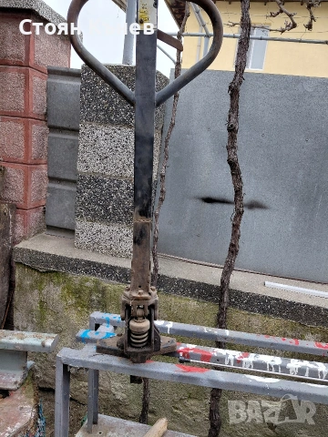 Крикове за палетна количка 