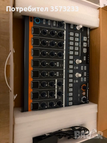Arturia Drumbrute Impact, снимка 3 - Синтезатори - 55057280