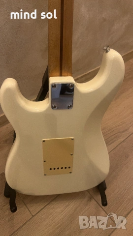 Squier by Fender 62 Reissue Stratocaster Red SQII-STR Japan MIJ, снимка 9 - Китари - 54585907