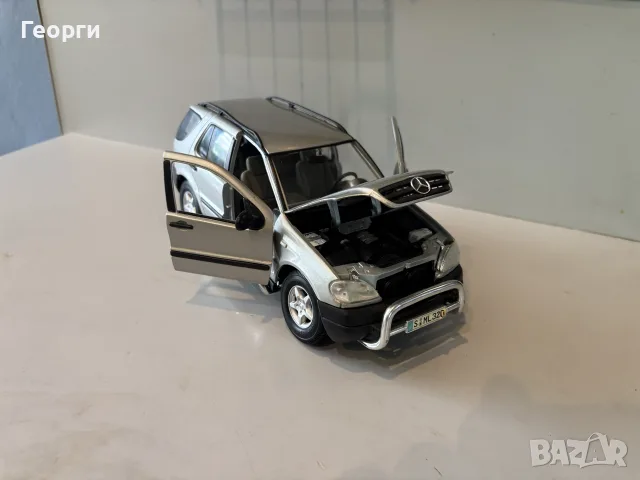 Mercedes ML 320 1:18 , снимка 5 - Колекции - 55671944