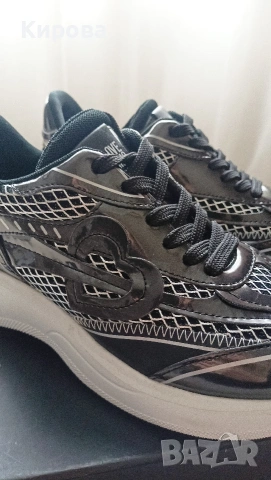 Дамски маратонки Love Moschino , снимка 2 - Маратонки - 53993352