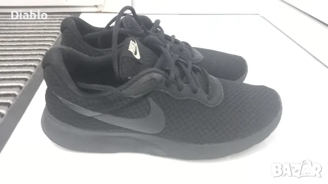 маратонки Nike 38.5 