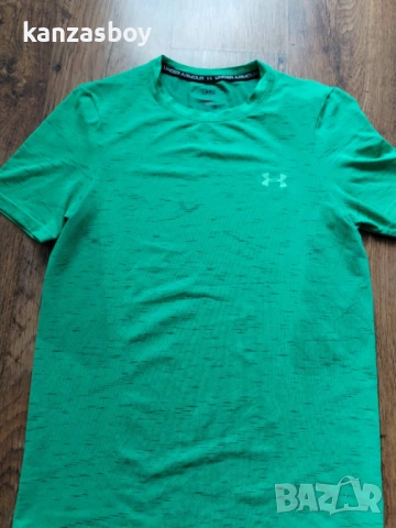 Under Armour - страхотна мъжка тениска КАТО НОВА M, снимка 6 - Тениски - 54430093