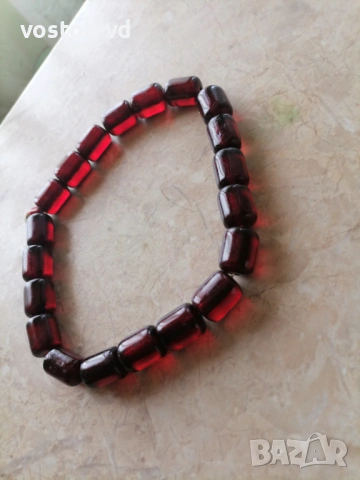 БРОЕНИЦА ЧЕРВЕН КЕХЛИБАР , снимка 7 - Други ценни предмети - 54357940